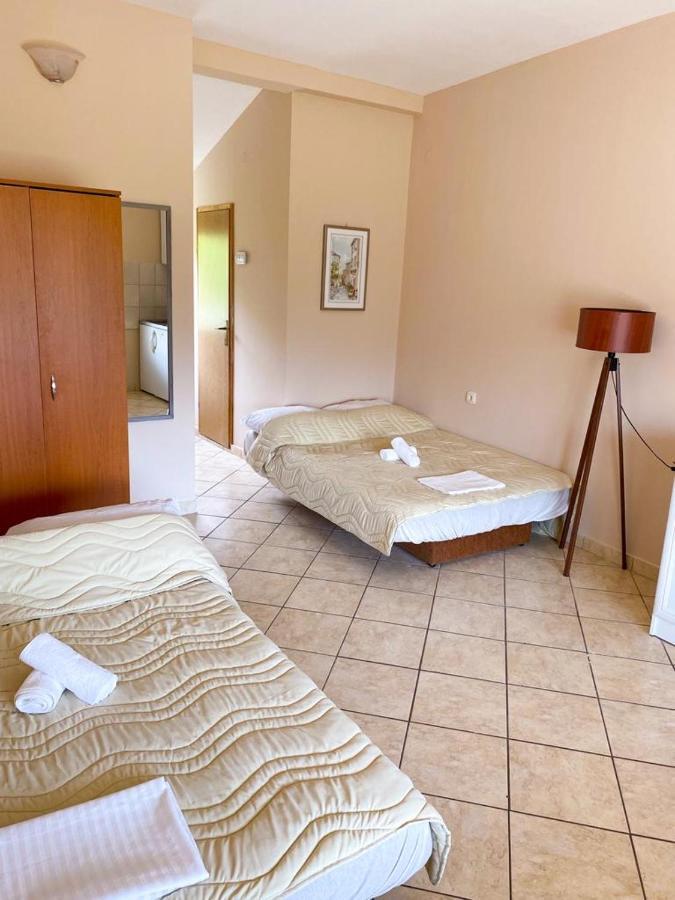 טיווט Apartments Rade Bigovo מראה חיצוני תמונה