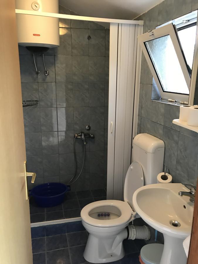 טיווט Apartments Rade Bigovo מראה חיצוני תמונה